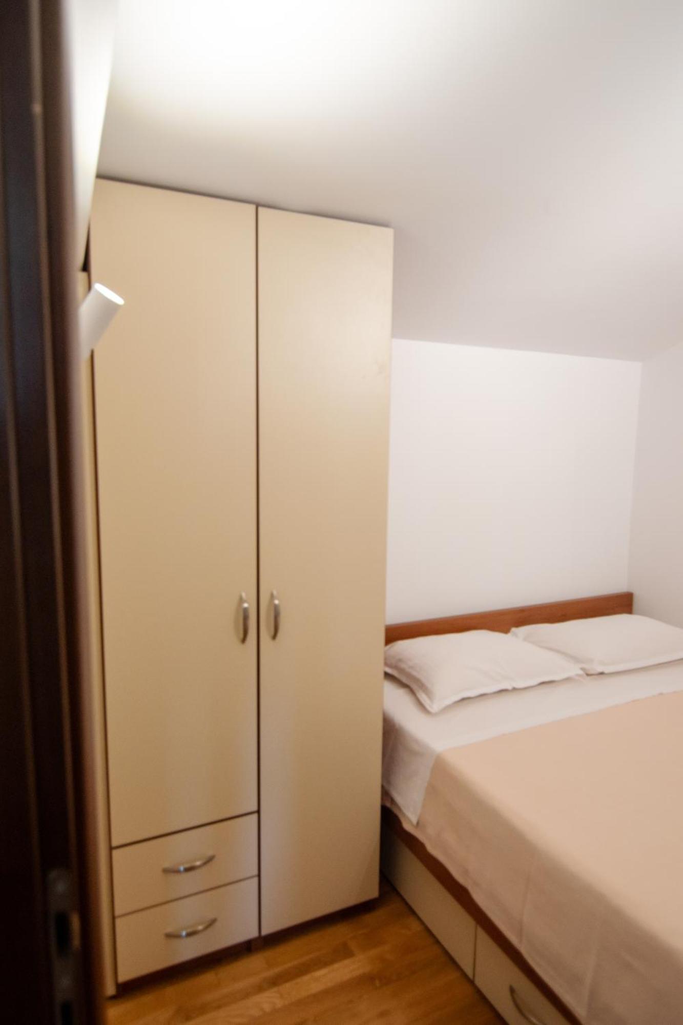 City Center Apartments Tivat Exterior photo